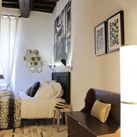 Apartment Sophisticated Decor *