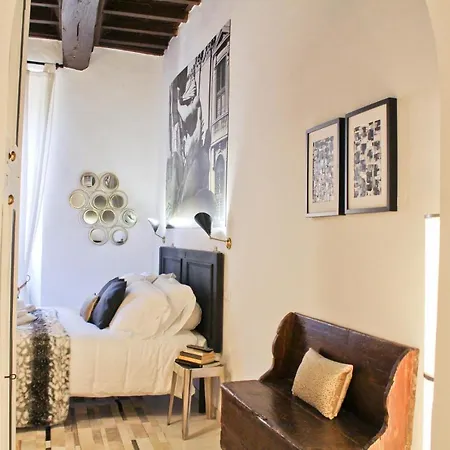 Sophisticated Decor Рим