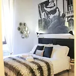 Apartment Sophisticated Decor Rom